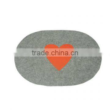 Heart Printed Grey Stain Resistant Heat Insulation Felt Placemat