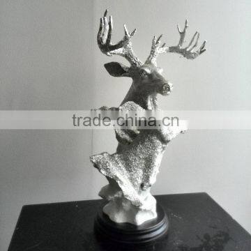 Resin Christmas Reindeer Decoration Figurine photo-3