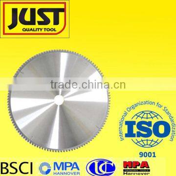 TCT Saw Blades for Cutting Thin Wall Profiles with Negative Hook Angle