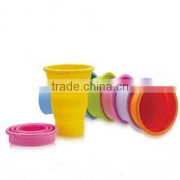 Hongguan silicone collapsible cup with handle,collapsible travel cup,collapsible drinking cup