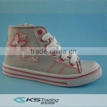 Fashion canvas shoes wholesale in Guangzhou