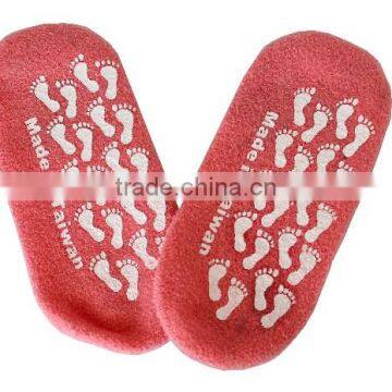 Gel-Coated Moisturizing Socks photo-4