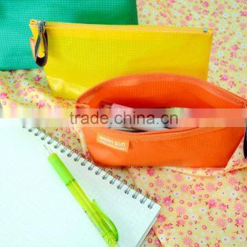 Eco Friendly Dimensional Zipper Bag photo-3