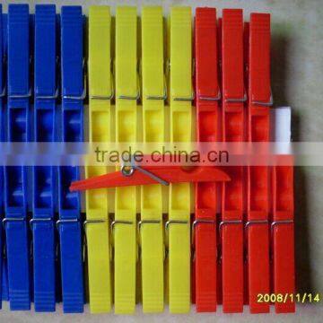 24pcs plastic clothes Laundry pegs