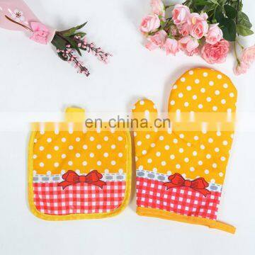 Alibaba Hot sale high quality 100% Cotton Kitchen Oven Gloves with Oven mat