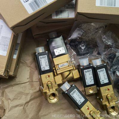 Banner S18-2VPFF200-Q8 photo-3