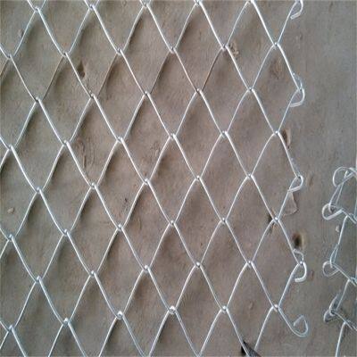 Chain Link Fence with 3mm Thick Posts for Enhanced Durability
