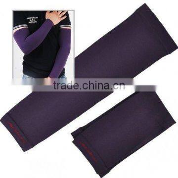 women solid colour arm sleeves