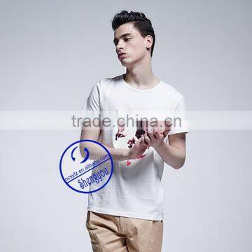 Wholesale Solid Color Short Sleeve Round Neck Men T-shirt Manufacturer photo-3
