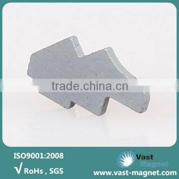 Permanent bonded irregular ndfeb magnets