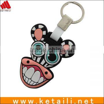 trendy design silicone metal key ring for World Cup