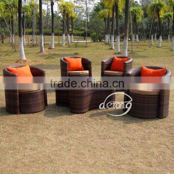 2016 hotsale outdoor rattan restaurant dining table and chair set with cushion