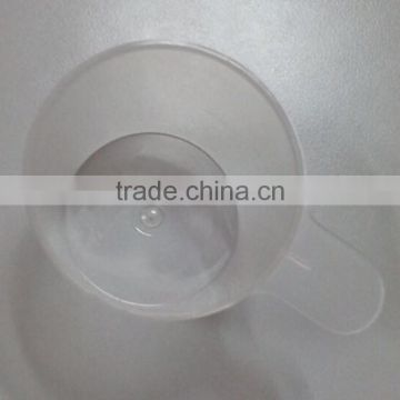 Transparent plastic measuring cup with handle for milk powder