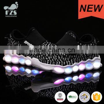 Kids Boys 7 Colors USB Chargeable LED Lights Flashing Sneakers Wholesale photo-5