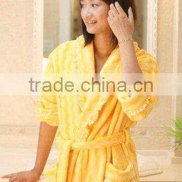 100% Polyester Printed Coral Fleece Bath gown