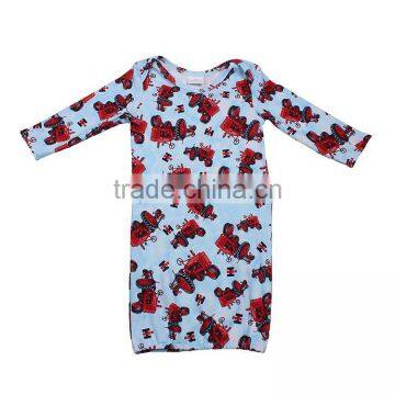 Fashion design wholesale unisex baby car print cartoon night gowns infant evening sleeping wear cotton soft jumpsuit romper