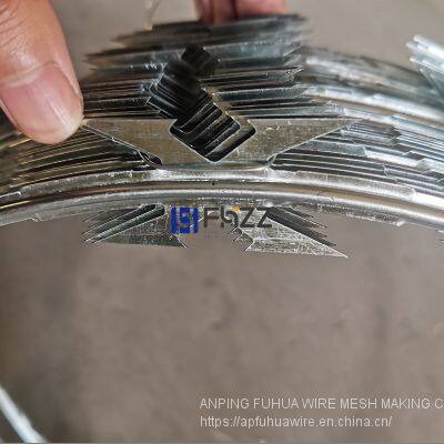 High Security Galvanized Concertina Barb CBT-60 45cm Diameter Galvanized Razor Wire