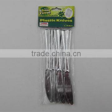 12pc Plastic Knives