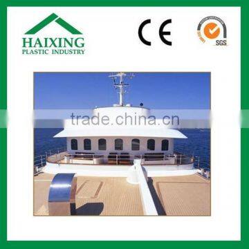 Plastic flooring for boats