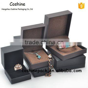 High quality plastic box for jewelry bracelet box plastic braclet box gift box packaging box for rbraclet