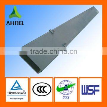 Aluminum slotted cable tray