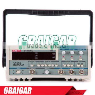 Digital Function Generators UTG9005C 5MHz 1m- 20Vpp signal generator