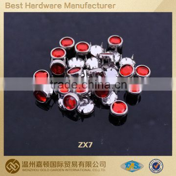 2015 hot sale decorative metal clothing prong studs