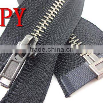 Auto lock light black nickel metal zippers with custom zipper pull