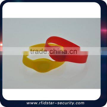 Multifunctional pvc wristband wristband smart bracelet silicone rubber wristband with great price