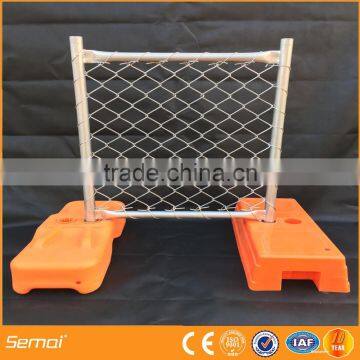 chain link temporary fence with concret feet