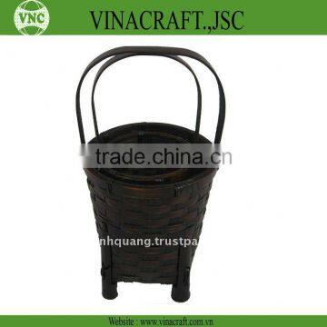 Artificial flower basket decoration
