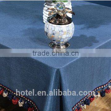 Square table cloth