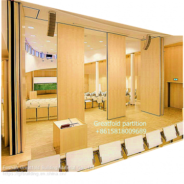 Soundproof acoustic dividing wall traning center school hall Hanging style melamine board Operate partition walls folding foldable hotel walls room partition