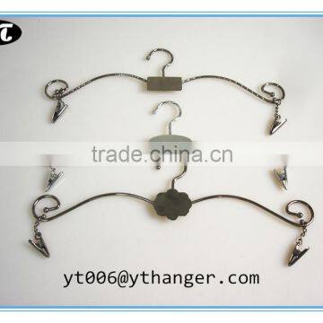 LM959 bra hanger with side clips