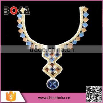 BOKA New Arrival luxury rhinestone neckline