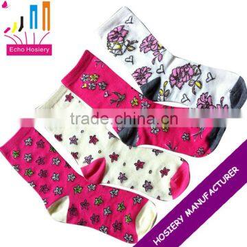 women cotton socks with flowers