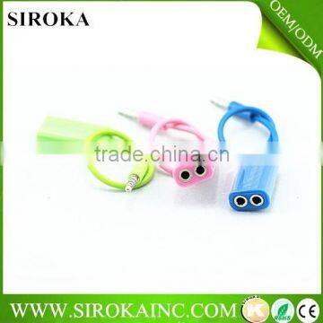 Customized colors earphone splitter cable 3.5mm music audio headphone jack splitter for ipod