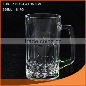 555ml good quality embossed glass beer mug with handle