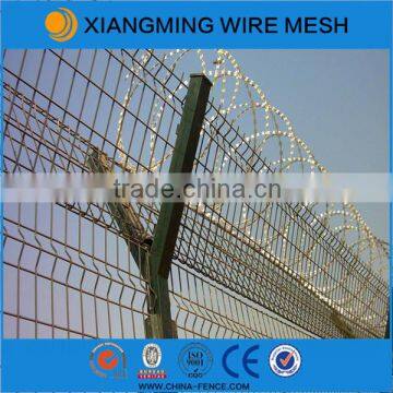 Razor Barbed Wire Mesh Fence photo-6