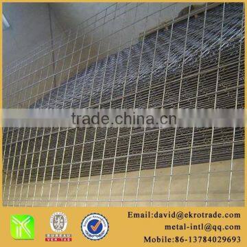 Welded wire mesh panel for reinforced concrete construction