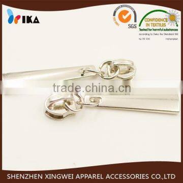 silver metal zipper slider with long bar puller for sports wear