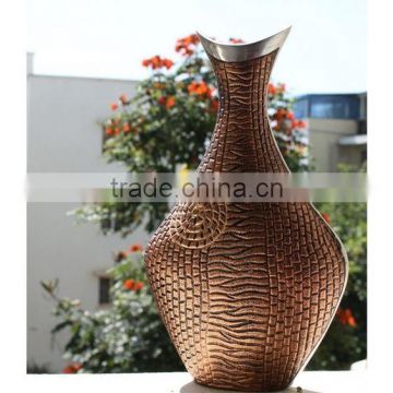 Decorative Aluminium Flower Vases With Copper Antique Finish