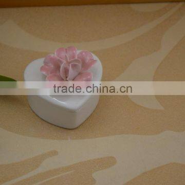 Hand Painted White Ceramic Jewel Box With Flower Shape Design photo-4