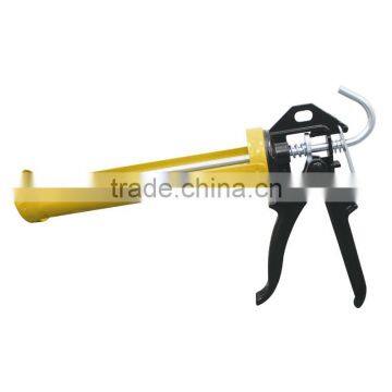 Caulking gun(31017 caulking,caulking gun,hand tool)