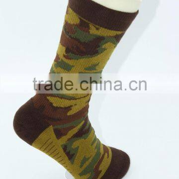 Men Camouflage Design Crew Sport Socks Thick Elite Basketball Socks photo-4