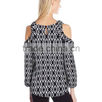 Women's Printed Long Sleeve Scoop Neck Cold Ruffle Shoulder Blouse photo-2