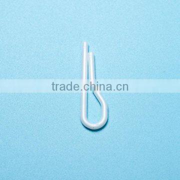 White Plastic Shirt Packing Clip photo-2