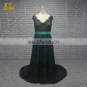 Wholesale V Neckline Cap Sleeve Two Tone Fat Women Patterns Of Lace Evening Dress