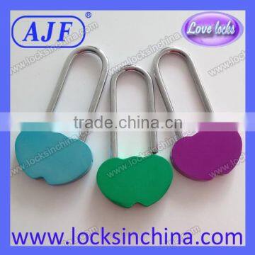 AJF New Arrival Only Manufacturer Long Hook Aluminium Different Color Double Heart Padlock