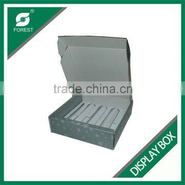 GLOSSY VARNISHED WHITE CORRUGATED DISPLAY CARTONS WITH DIVIDERS INSERTED photo-5